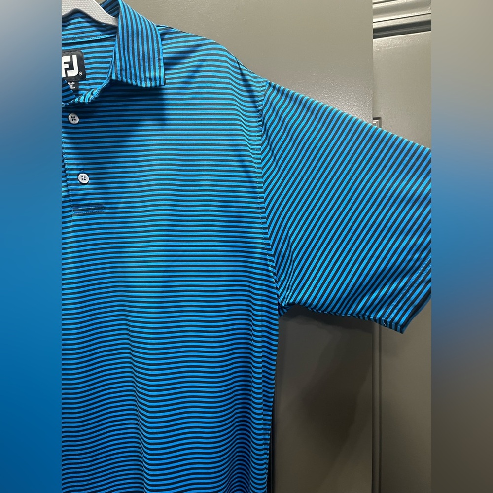 2 for $25 - BUNDLE - FootJoy Men's Blue Striped Golf Polo Shirt Size M - Picture 2 of 6